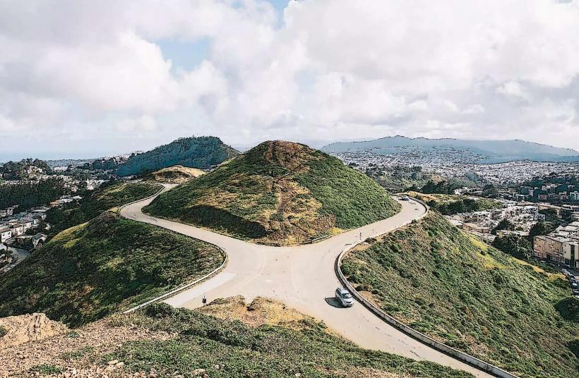 Twin Peaks