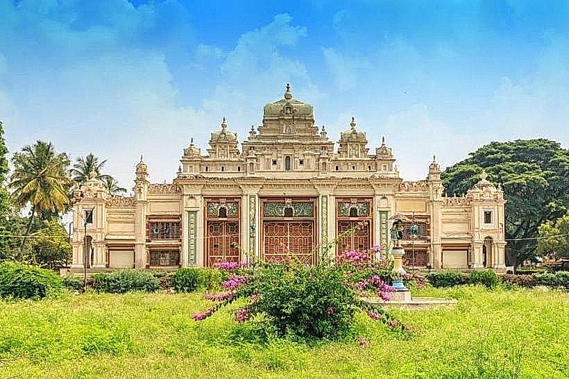 Jaganmohan Palace & Art Gallery