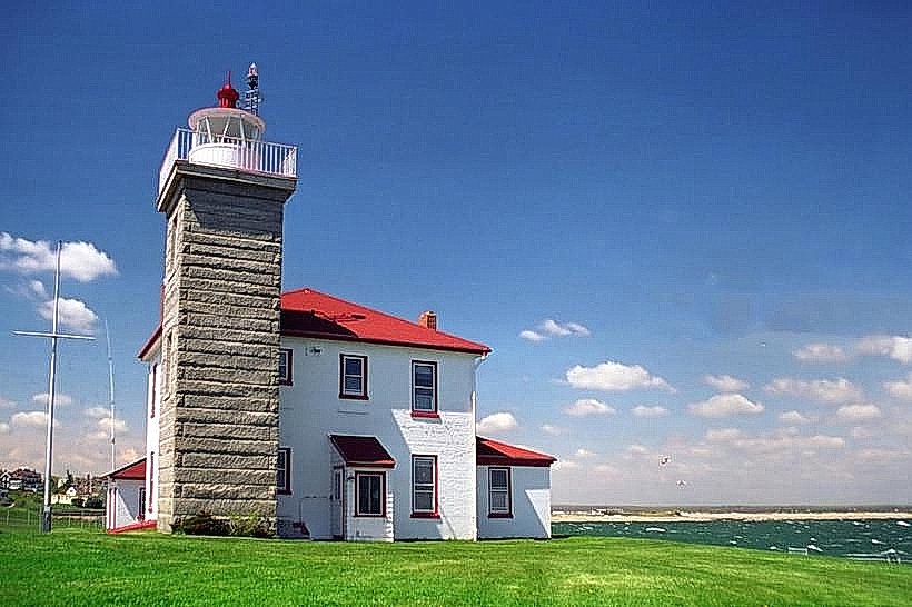 Watch Hill Lighthouse
