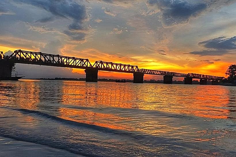 Dinajpur-Rangpur Bridge