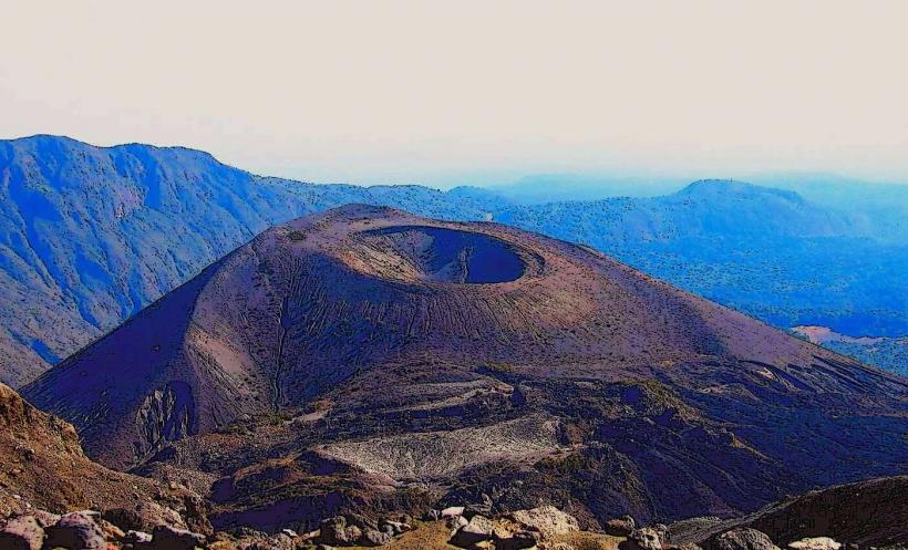 Mount Meru величествено приключение за преходи Mount Meru е втората