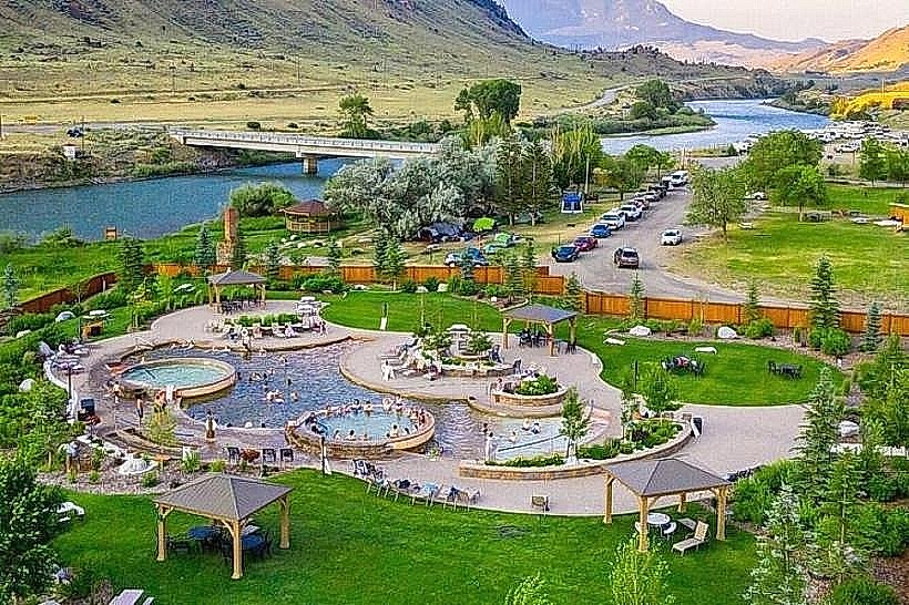 Yellowstone Hot Springs