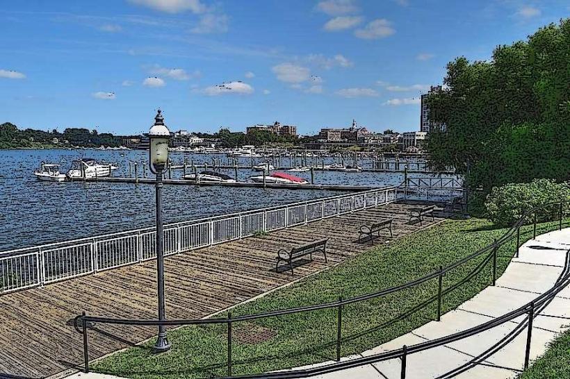 Riverside Gardens Park