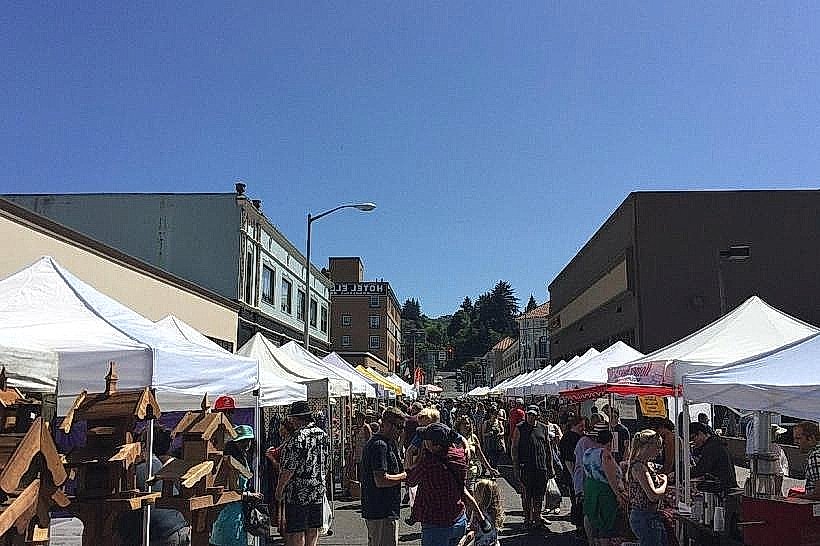 Astoria Sunday Market