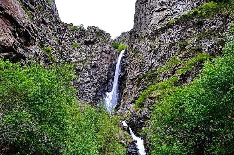 Gveleti Waterfall