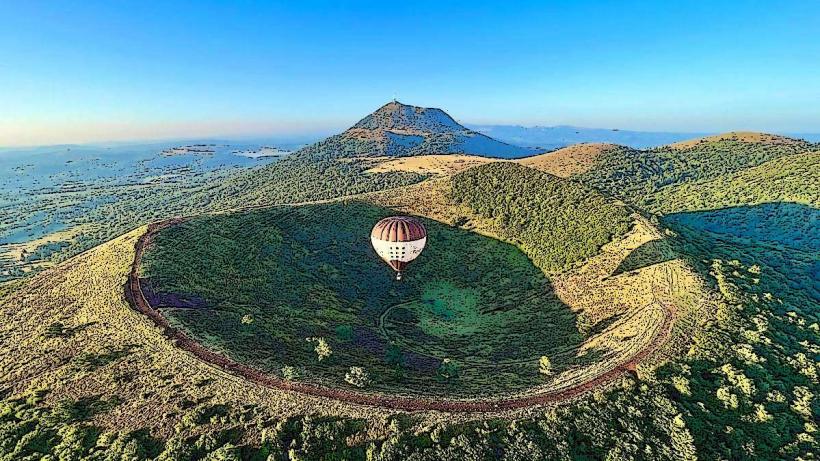 Вулканът Puy de Dome