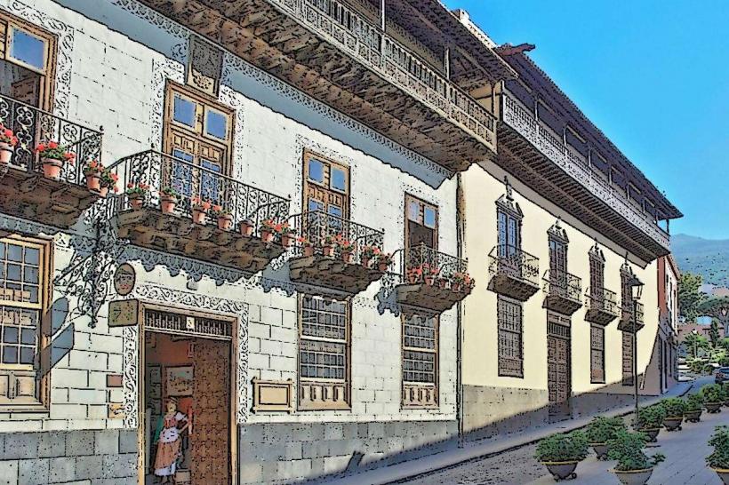 Casa de los Balcones