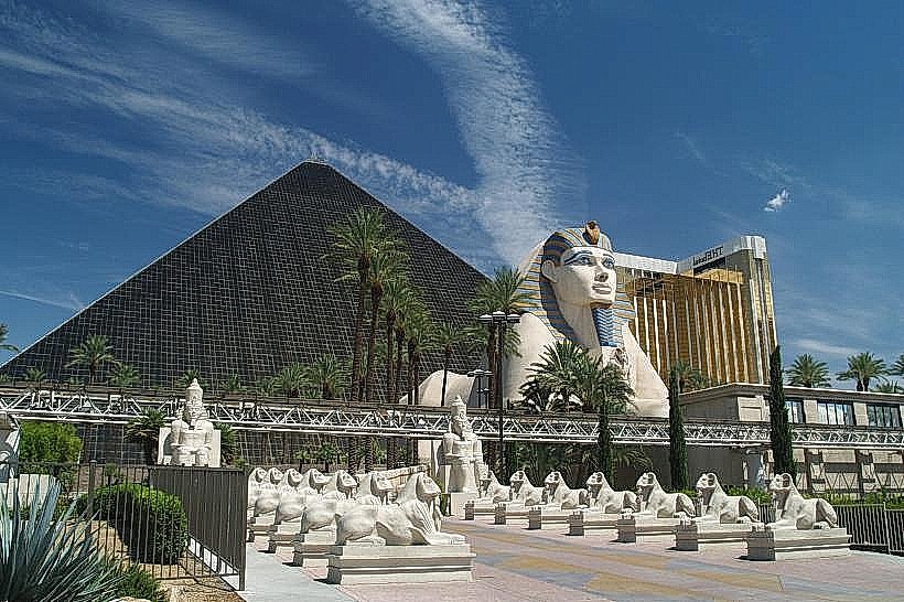 Luxor Hotel & Casino