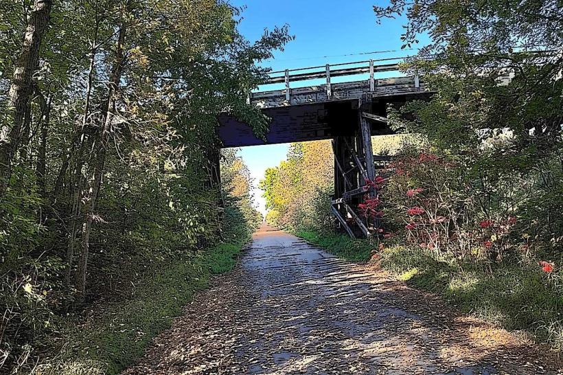 Central Lakes Trail