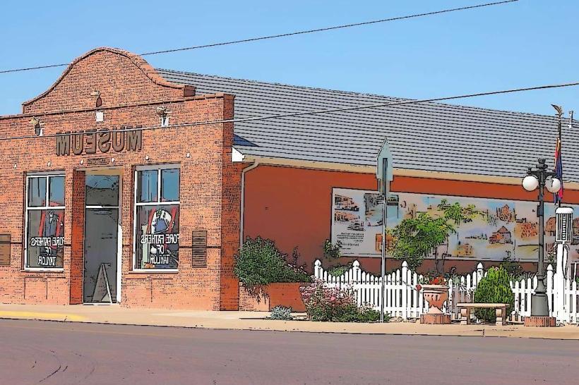 Snowflake-Taylor Museum