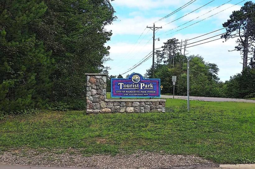 Tourist Park Marquette