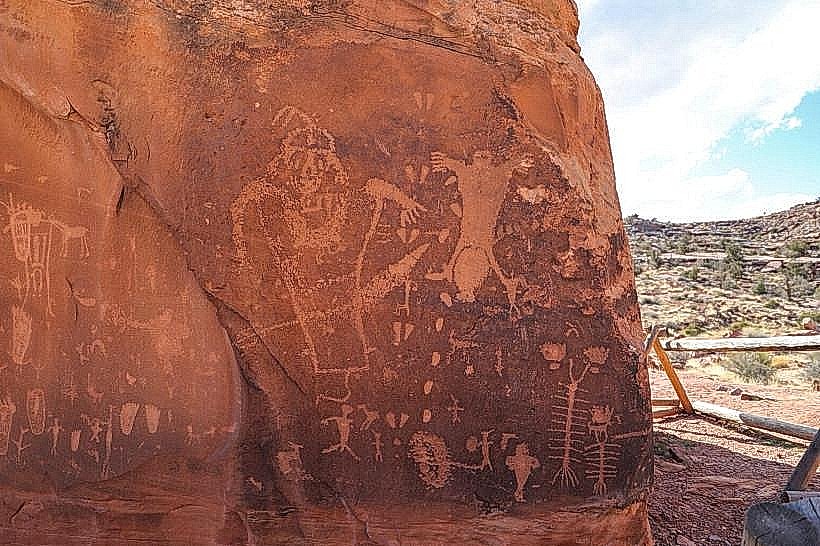 Fremont Petroglyphs