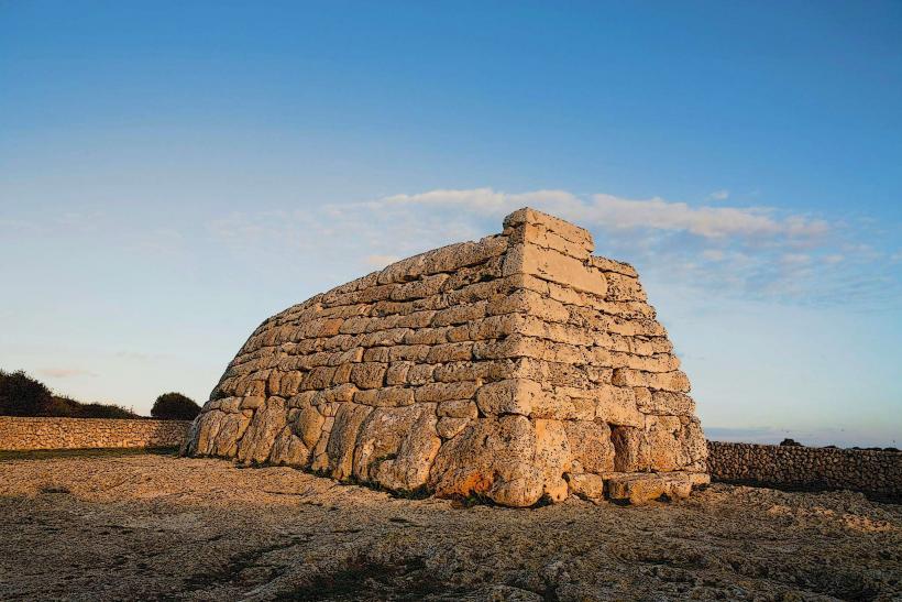 Naveta d'Es Tudons