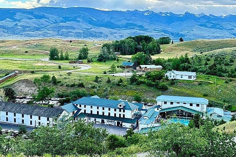 Chico Hot Springs