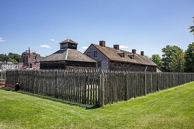 Old Fort Western