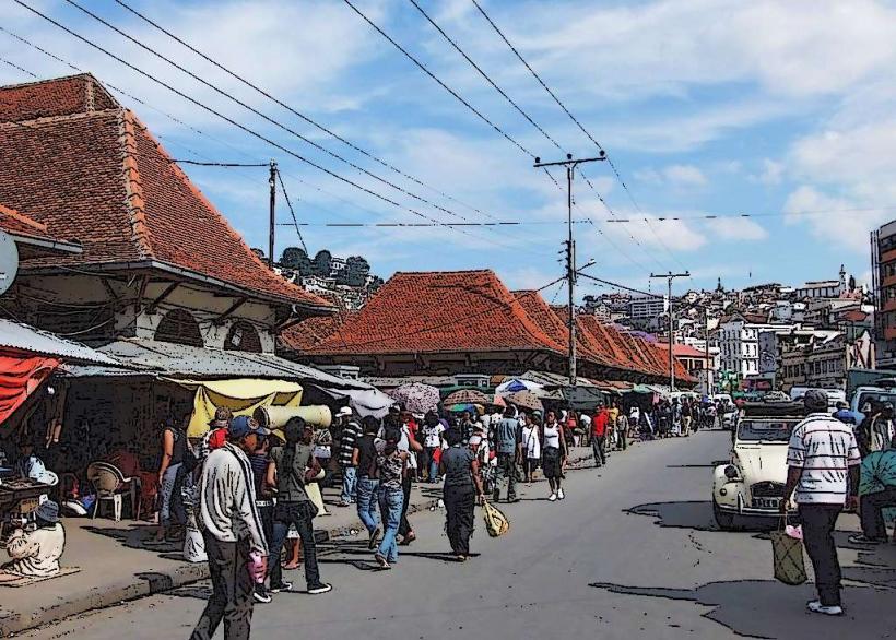 Analakely Market