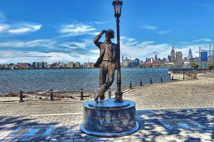 Sinatra Statue