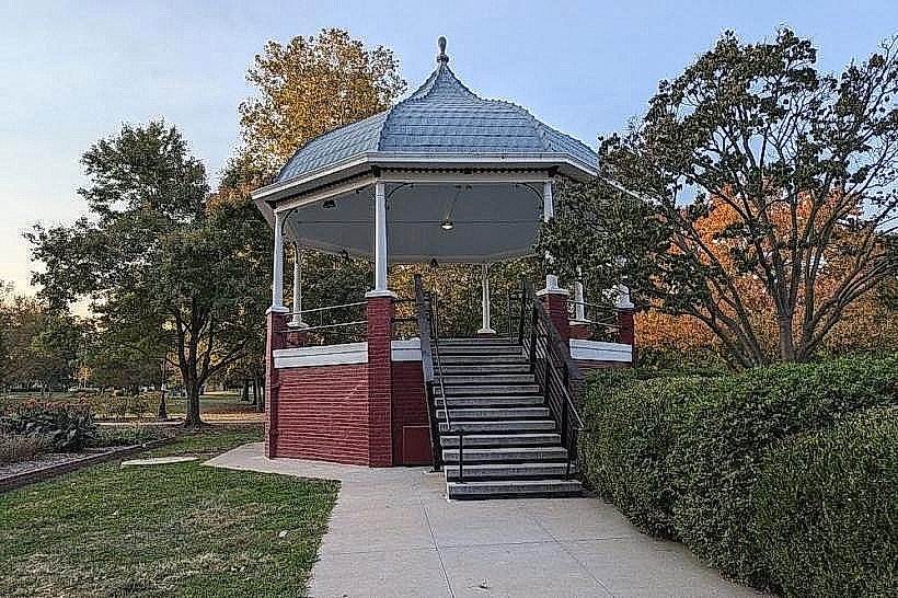 Lawrence South Park