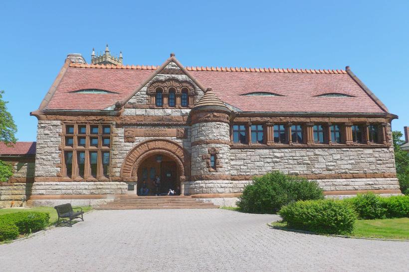 Thomas Crane Public Library