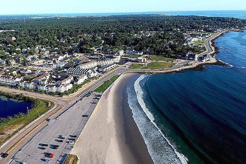 Narragansett Town Beach