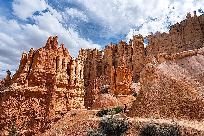 Peekaboo Loop Trail