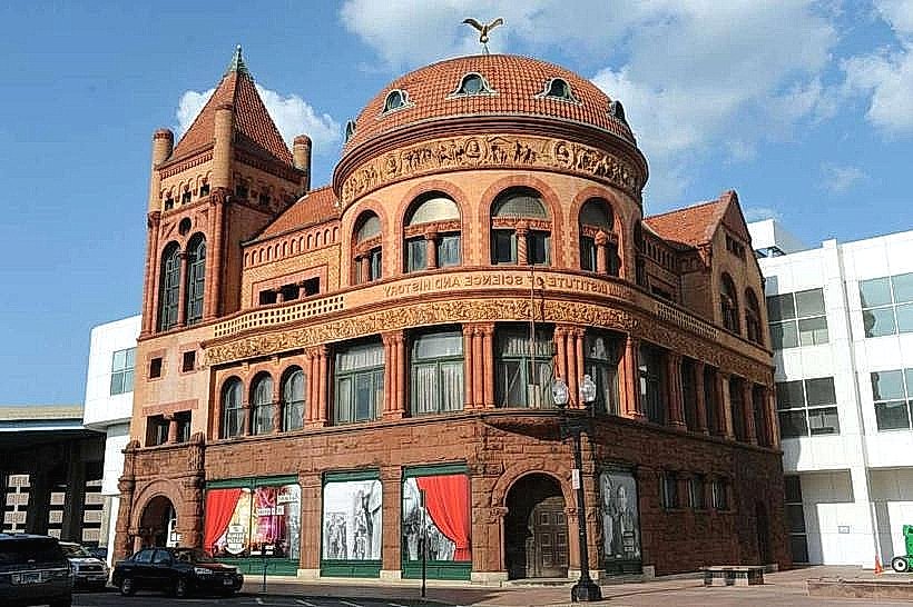 Barnum Museum