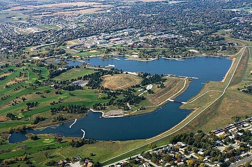 Holmes Lake Park
