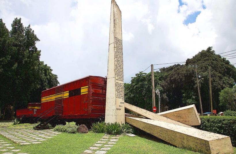 Monumento a la Toma del Tren Blindado