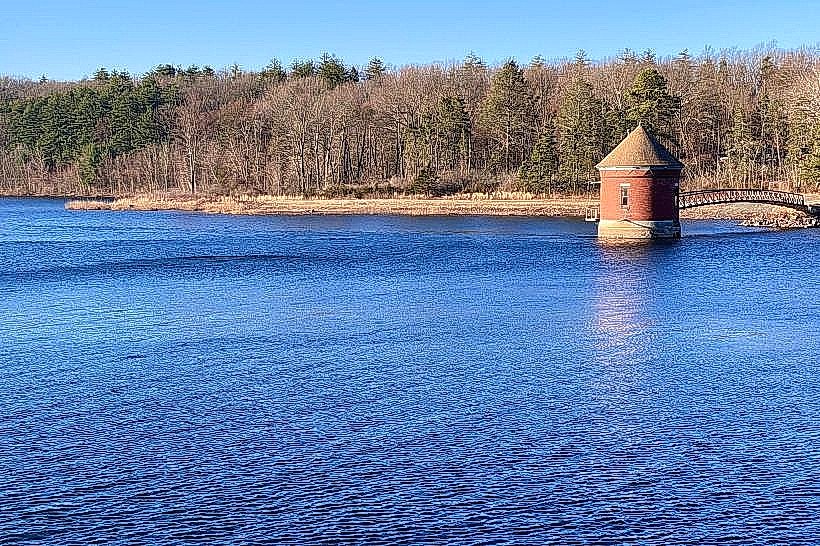 Shuttle Meadow Reservoir
