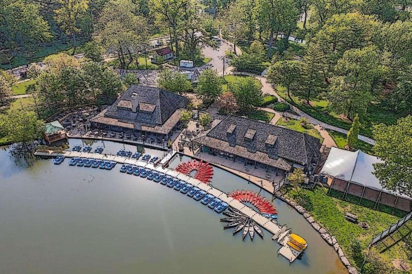 Boathouse at Forest Park