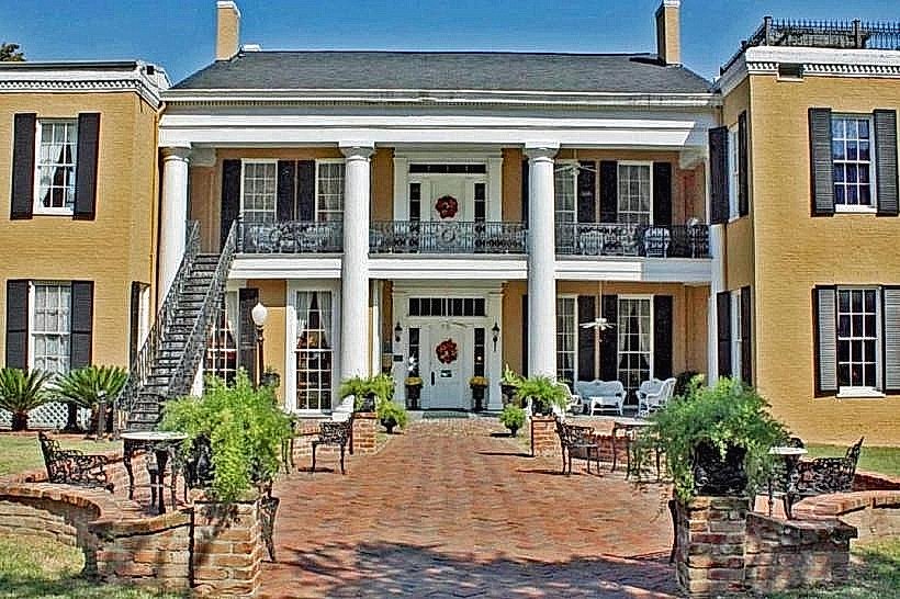 Anchuca Mansion