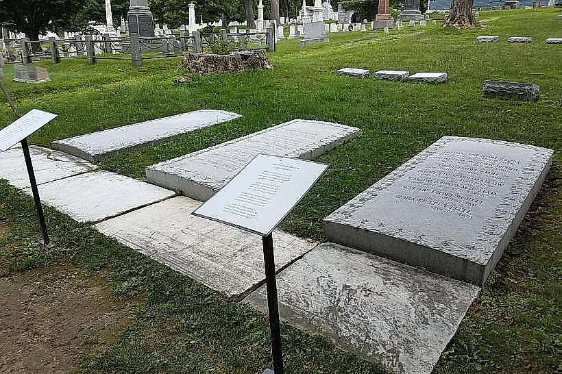 Robert Frost’s Grave