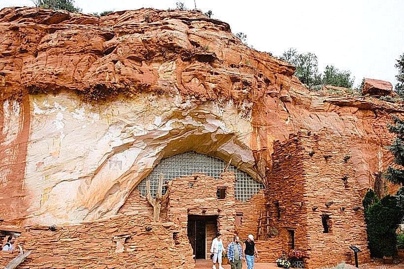 Moqui Cave