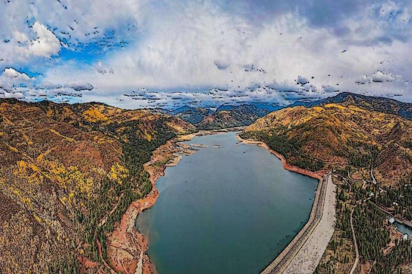 Vallecito Lake