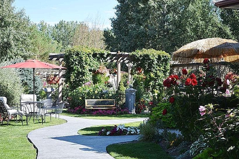 DanWalt Gardens