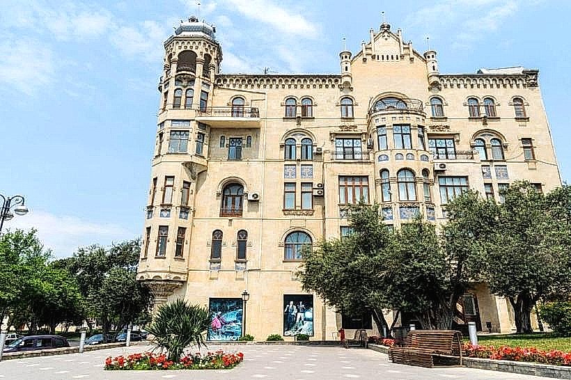 Isa Bey Hajinski House