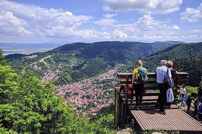 Mount Tâmpa (Tampa Hill)