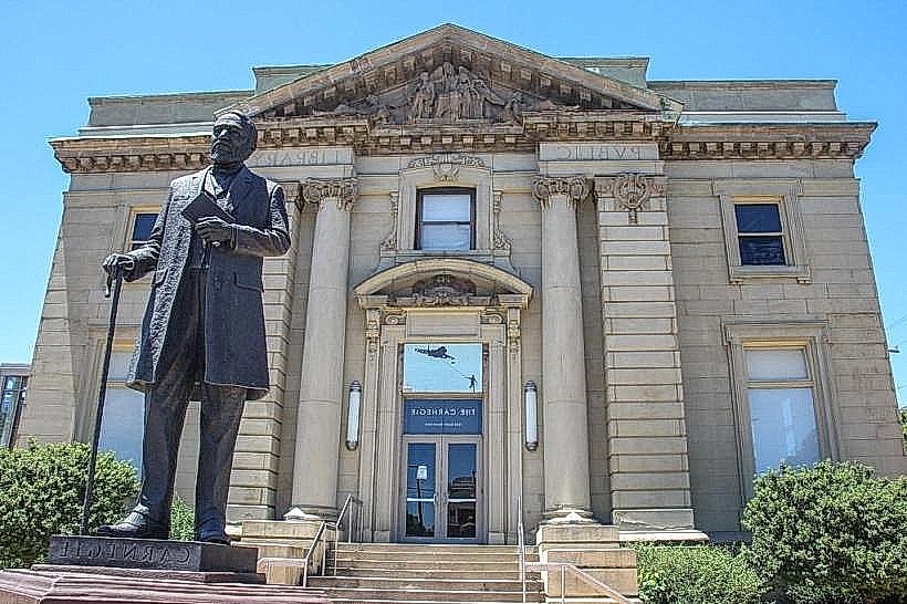 Carnegie Visual and Performing Arts Center
