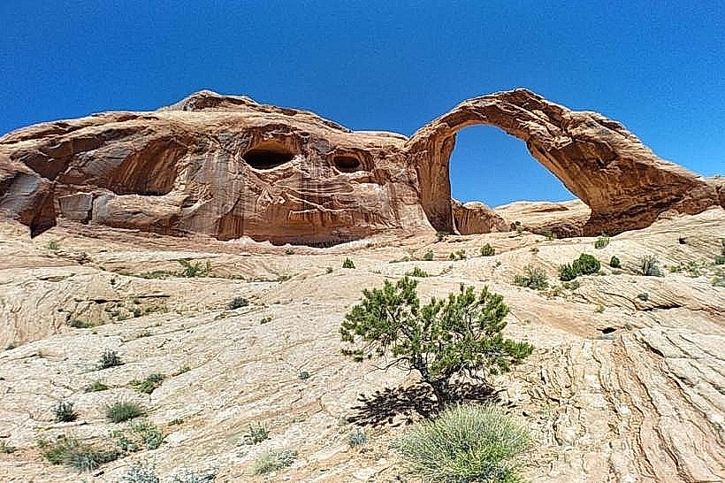 Corona Arch