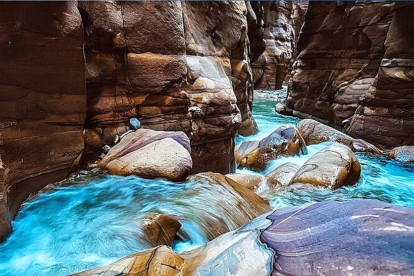 Wadi Mujib Siq Trail