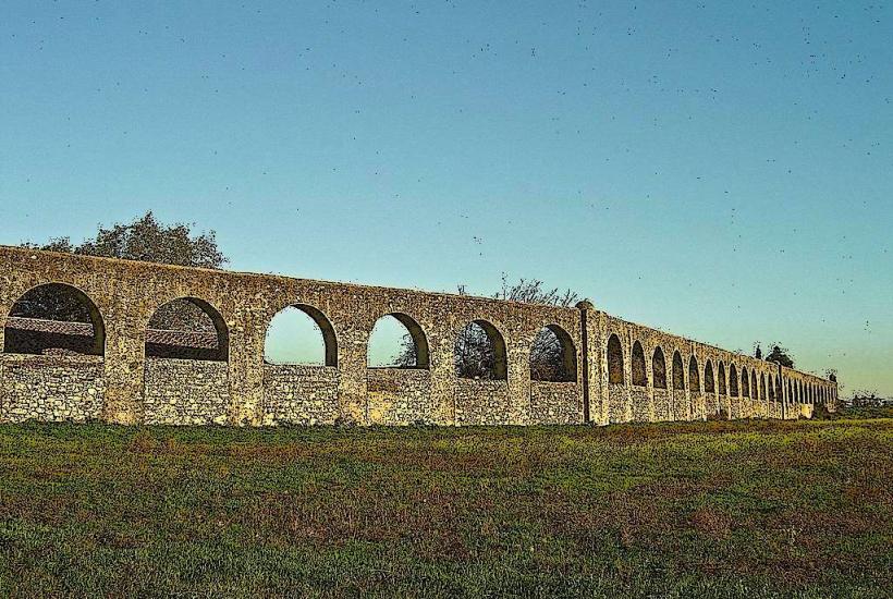 Aqueduto da Água de Prata