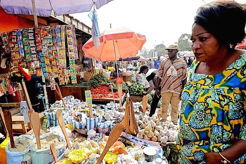 Mvog-Ada Market