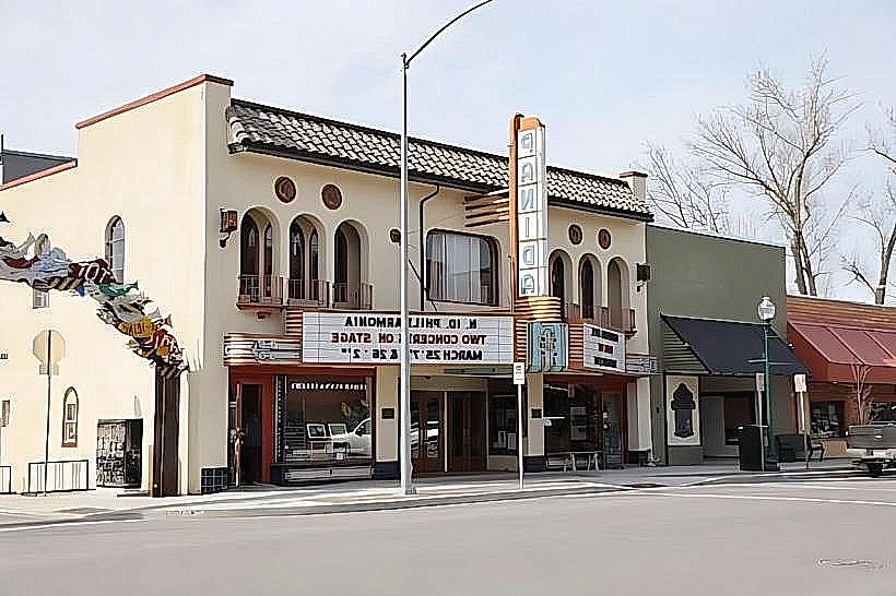 Panida Theater