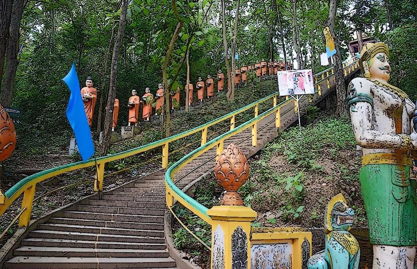 Phnom Sambok Pagoda