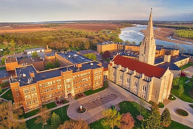 Mount Marty University