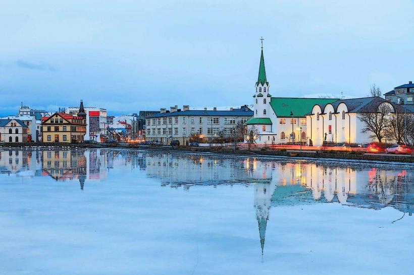 Tjörnin Pond