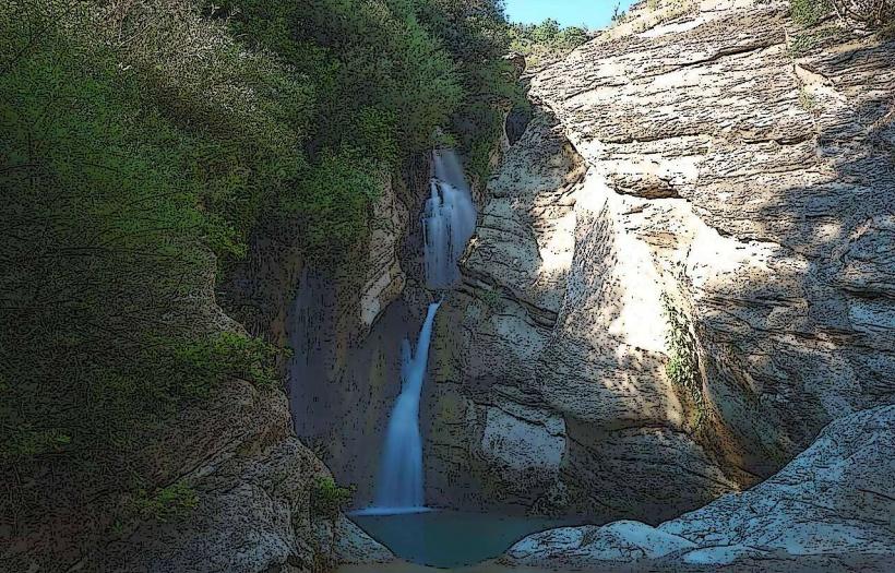 Водопадът Богас