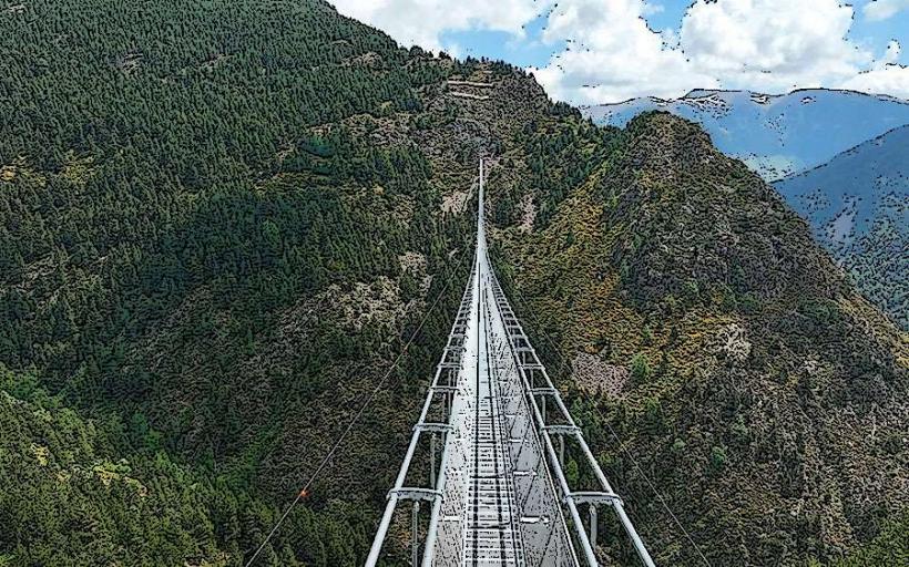 Tibetische Brücke über das Vall del Riu