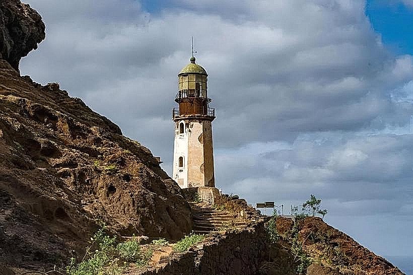 Cabo de Ribeira Lighthouse