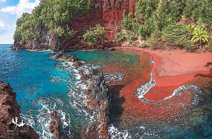 Red Sand Beach (Kaihalulu Beach)